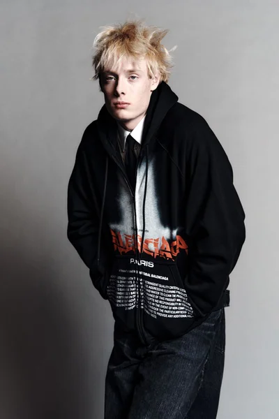 Look 11